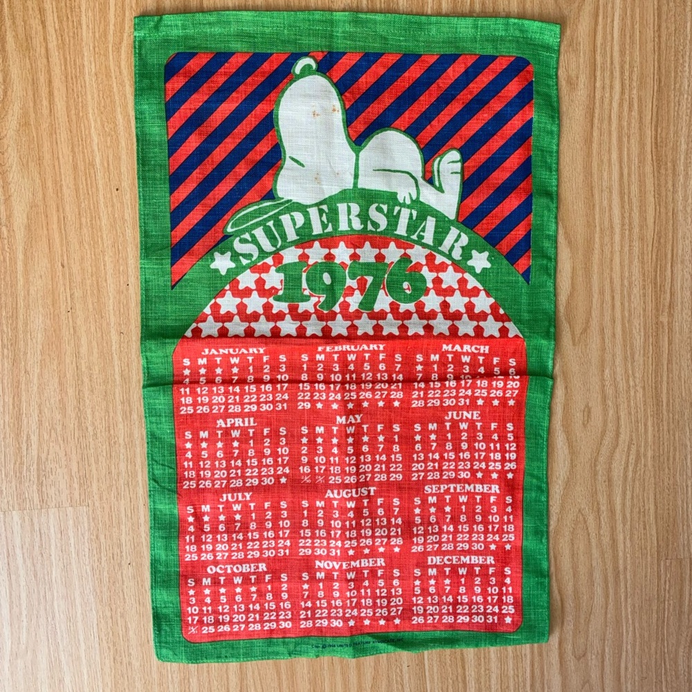 Vintage 1976 Snoopy 'Superstar' Calendar Tea Towel